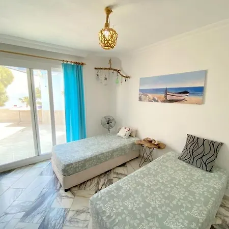 Villa Ruime Woning Aan Zee Didim